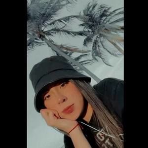 Meet your Posher, Scarlet